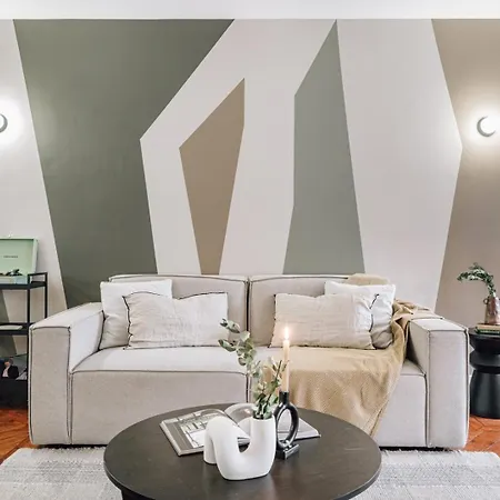 Yasemin - 2 A Halles *