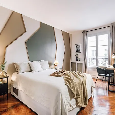 Yasemin - 2 A Halles