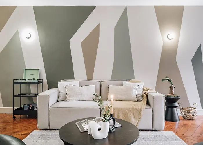 Yasemin - 2 A Halles *