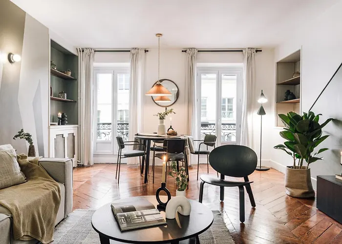 Yasemin - 2 A Halles *