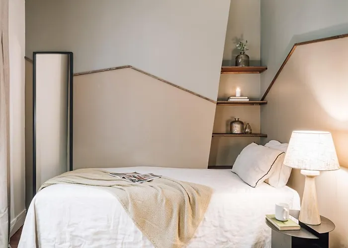 Yasemin - 2 A Halles 파리